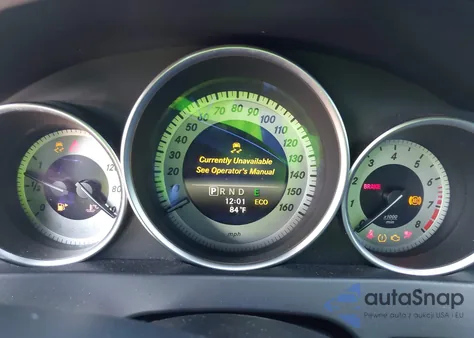 2014 Mercedes-Benz C 300 Luxury 4Matic/Sport 4Matic z USA, uszkodzony, nr VIN WDDGF8AB4EA962188